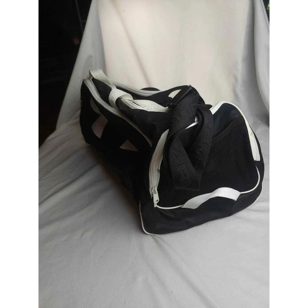 Under Armour Storm Undeniable Duffle Bag Black White Gym Travel Medium Bag